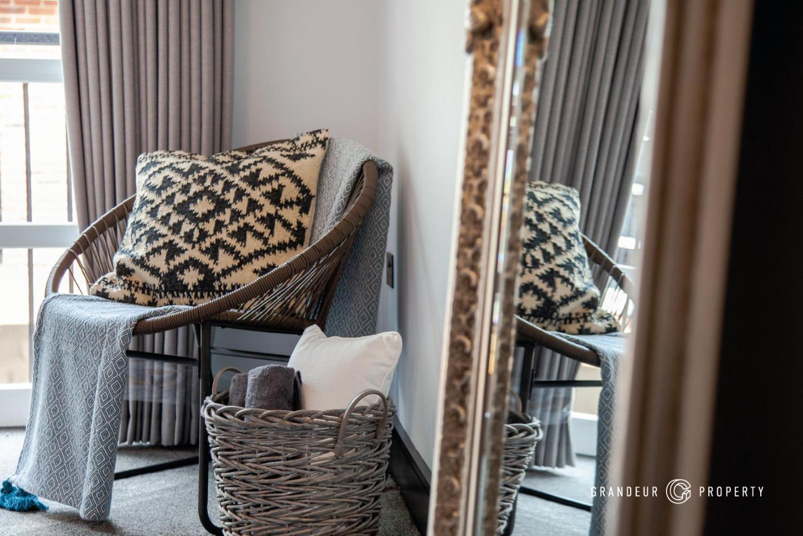 Keepers Cottage By Grandeur Property Poole Extérieur photo