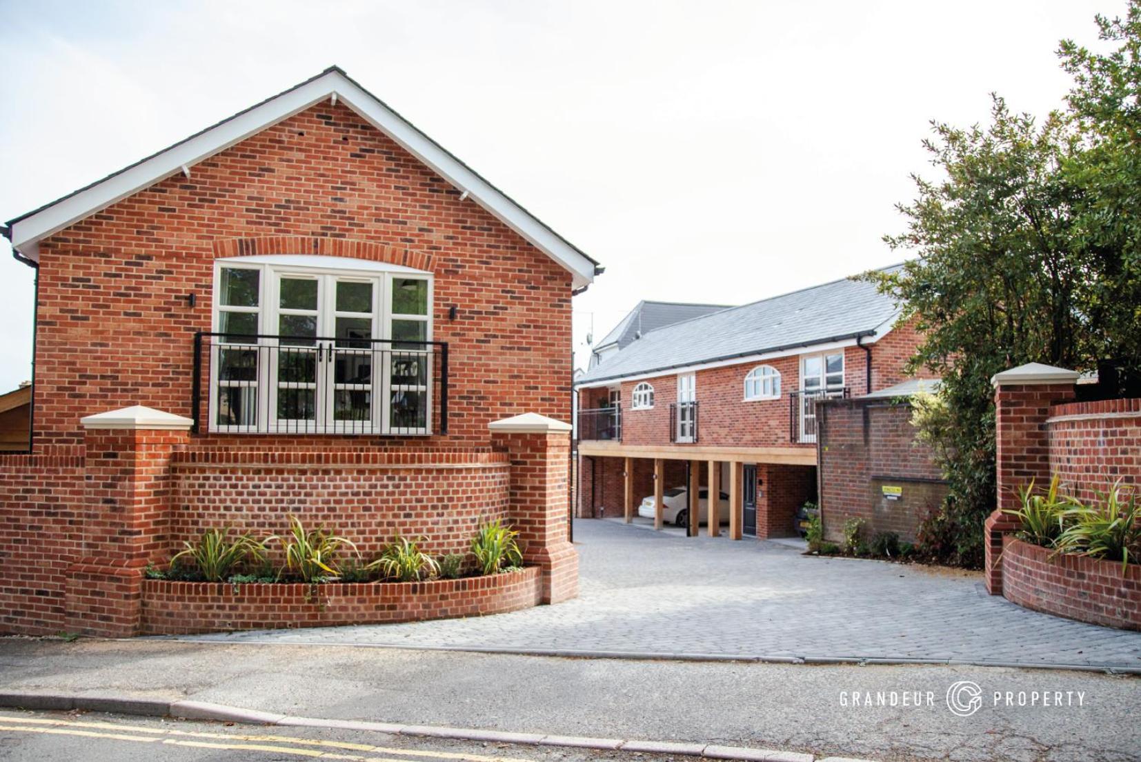 Keepers Cottage By Grandeur Property Poole Extérieur photo